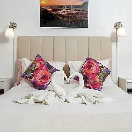 Hotel Casa Morais 3*